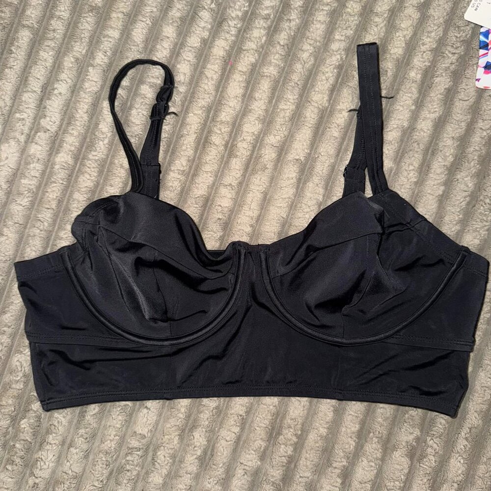 torrid 0 C/D BATHING SUIT TOP